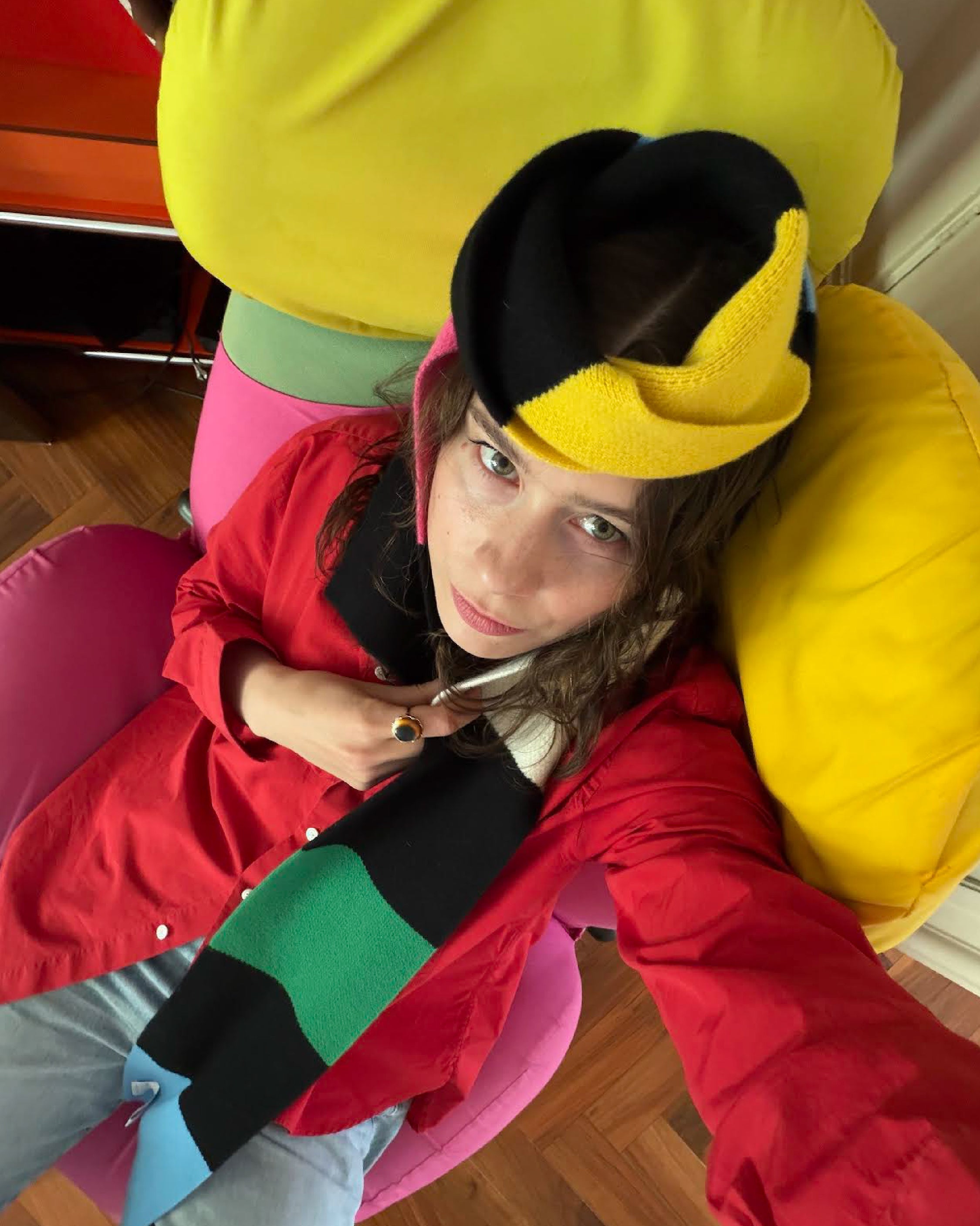 LEOROSA, article: NORA TURATO (thumbnail)