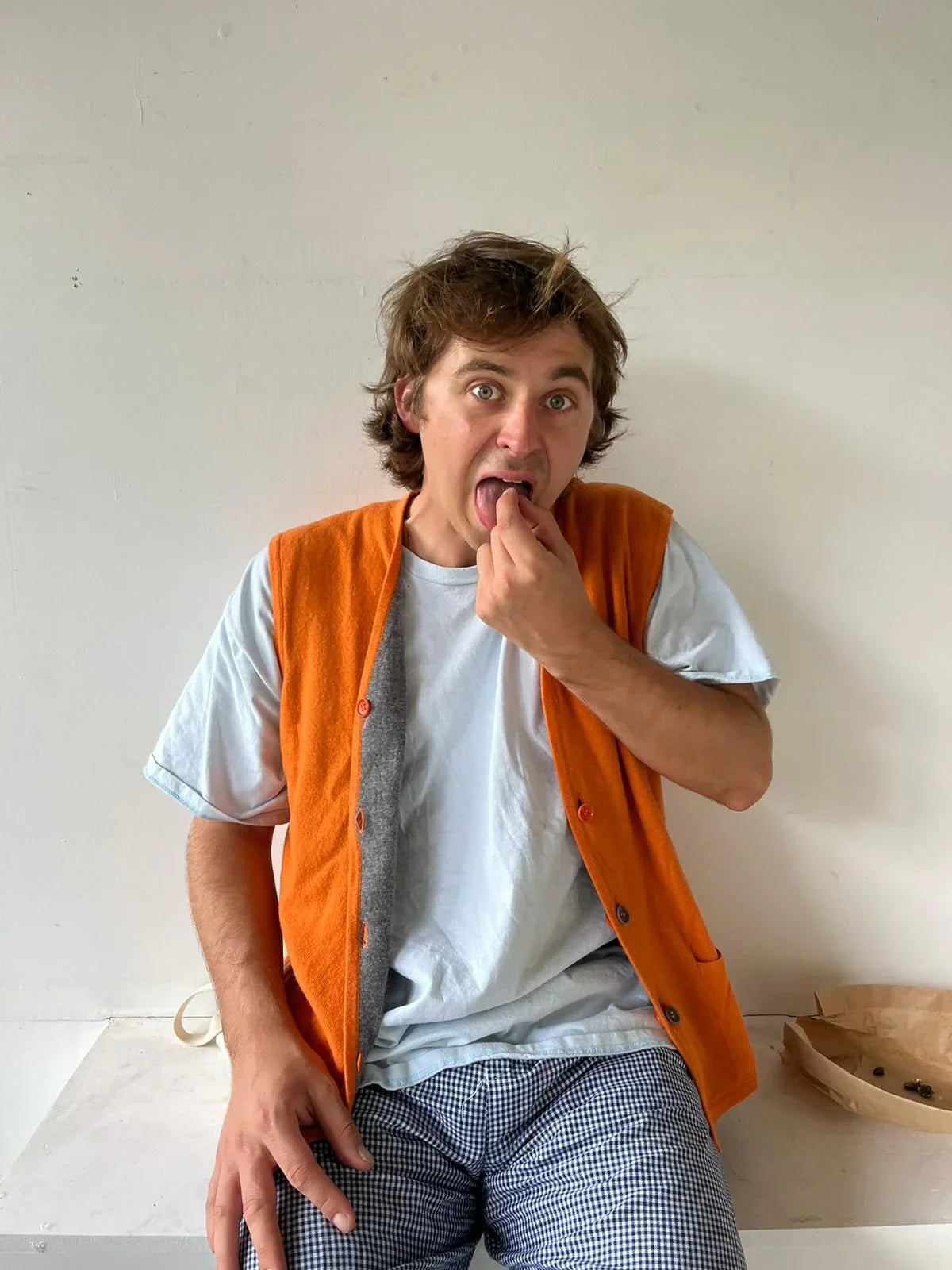 LEOROSA, article: HAMISH PEARCH (thumbnail)